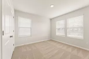 8039 Dickens Dr, Fairburn, GA 30213 - Photo 15