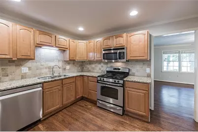 4472 Old Mabry Place NE, Roswell, GA 30075 - Photo 9