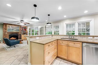 2480 Flair Knoll Drive NE, Atlanta, GA 30345 - Photo 17