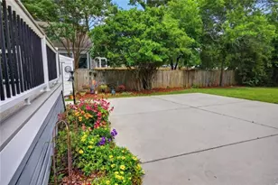 807 E Ponce de Leon Ave, Decatur, GA 30030 - Photo 11