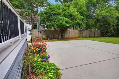 807 E Ponce De Leon Avenue, Decatur, GA 30030 - Photo 11
