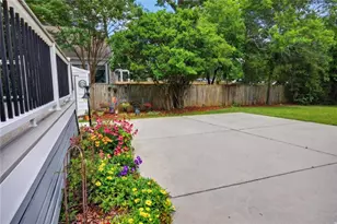807 E Ponce de Leon Ave, Decatur, GA 30030 - Photo 11