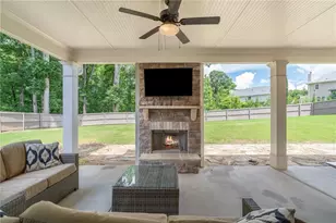 2453 Oxenwood Dr SW, Marietta, GA 30064 - Photo 57