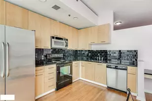 3324 Peachtree Rd NE, Atlanta, GA 30326 - Photo 9