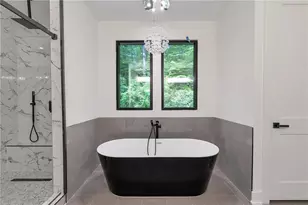 3626 N Stratford Rd NE, Atlanta, GA 30342 - Photo 33