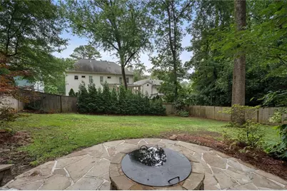 2353 Cortez Way NE, Brookhaven, GA 30319 - Photo 9