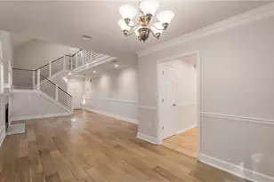 1053 Standard Dr NE, Brookhaven, GA 30319 - Photo 11