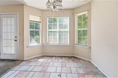 5633 Tunbridge Wells Court, Lithonia, GA 30058 - Photo 7