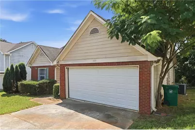 5633 Tunbridge Wells Court, Lithonia, GA 30058 - Photo 3