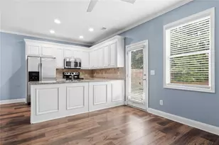 2261 Line Dr, Lawrenceville, GA 30043 - Photo 17