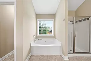 2261 Line Dr, Lawrenceville, GA 30043 - Photo 39