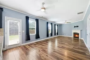 2261 Line Dr, Lawrenceville, GA 30043 - Photo 13