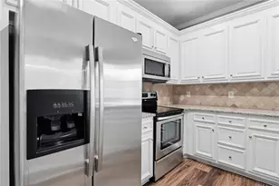 2261 Line Dr, Lawrenceville, GA 30043 - Photo 13