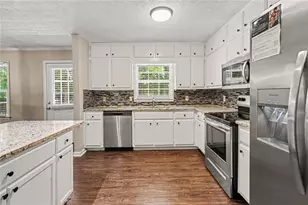 1488 Wheeler Dr, Lawrenceville, GA 30045 - Photo 5