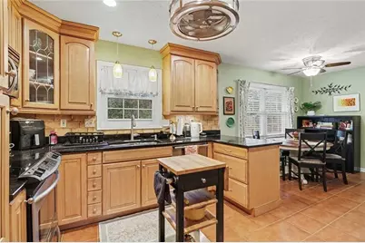 2478 Brookhurst Drive, Atlanta, GA 30338 - Photo 9