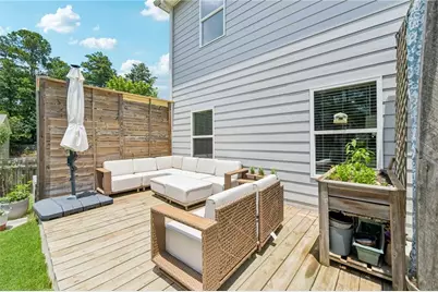 1447 Weatherbrook Circle, Lawrenceville, GA 30043 - Photo 29