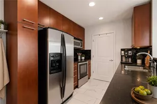 3324 Peachtree Rd NE, Atlanta, GA 30326 - Photo 7