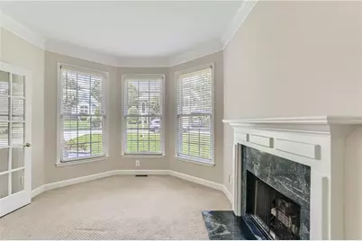 4612 Chardonnay Court, Dunwoody, GA 30338 - Photo 9