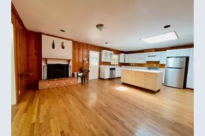 2396 Lavista Road NE, Atlanta, GA 30329 - Photo 9
