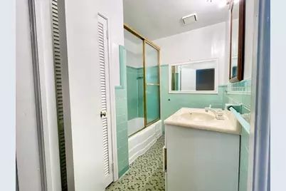 2396 Lavista Road NE, Atlanta, GA 30329 - Photo 15