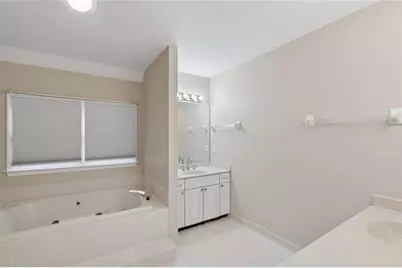 30 Battery Place, Sandy Springs, GA 30342 - Photo 37