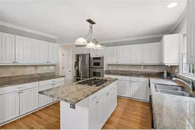 30 Battery Place, Sandy Springs, GA 30342 - Photo 9