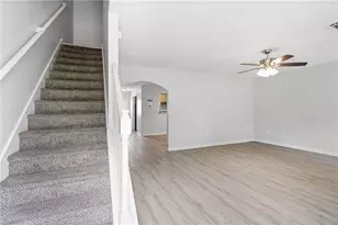 8569 Thomas Rd, Riverdale, GA 30274 - Photo 13
