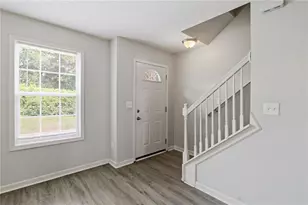 8569 Thomas Rd, Riverdale, GA 30274 - Photo 7