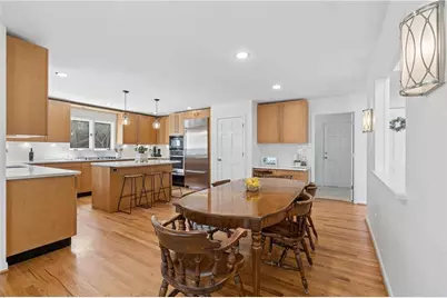 2270 Roxburgh Drive, Roswell, GA 30076 - Photo 13
