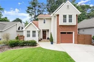907 Bradford Ln, Marietta, GA 30062 - Photo 1