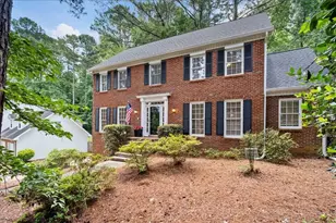 153 Lakeside Dr NW, Kennesaw, GA 30144 - Photo 9