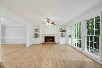 153 Lakeside Drive NW, Kennesaw, GA 30144 - Photo 3