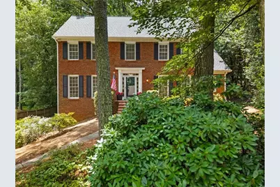 153 Lakeside Drive NW, Kennesaw, GA 30144 - Photo 7