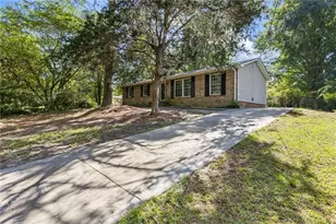 594 Kingston Ln, Conyers, GA 30012 - Photo 1