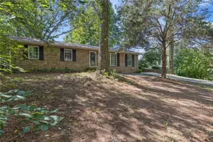 594 Kingston Ln, Conyers, GA 30012 - Photo 3