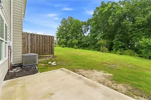 7492 Knoll Hollow Rd, Lithonia, GA 30058 - Photo 27