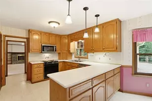 2355 N Peachtree Way, Dunwoody, GA 30338 - Photo 15