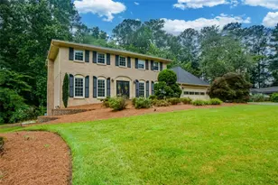 2355 N Peachtree Way, Dunwoody, GA 30338 - Photo 3