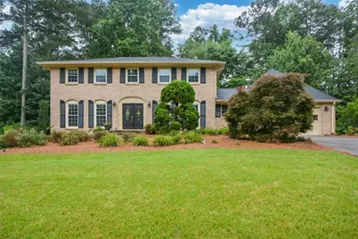 2355 N Peachtree Way, Dunwoody, GA 30338 - Photo 1