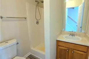 1020 Maple Valley Ct, Union City, GA 30291 - Photo 13