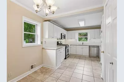 1910 La Dawn Lane, Atlanta, GA 30318 - Photo 19