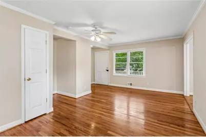 1910 La Dawn Lane, Atlanta, GA 30318 - Photo 7