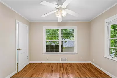 1910 La Dawn Lane, Atlanta, GA 30318 - Photo 15