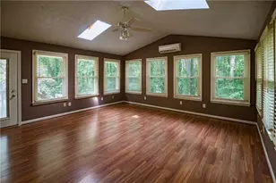 3881 Vicki Ct, Duluth, GA 30096 - Photo 7