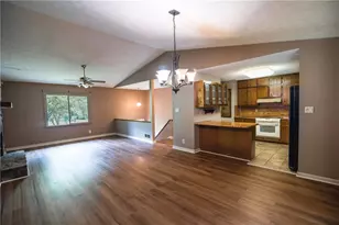 3881 Vicki Ct, Duluth, GA 30096 - Photo 5