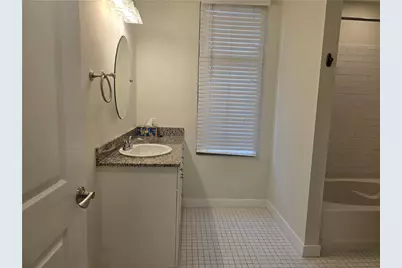 565 Peachtree Street NE #1301, Atlanta, GA 30308 - Photo 17