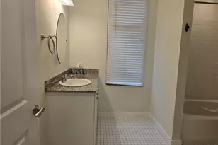 565 Peachtree Street NE, Atlanta, GA 30308 - Photo 17
