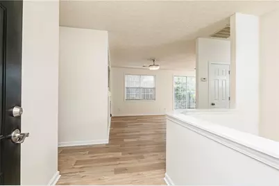 707 Bedford Court, Woodstock, GA 30188 - Photo 3