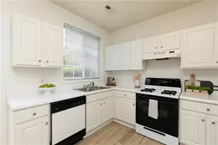 707 Bedford Ct, Woodstock, GA 30188 - Photo 15