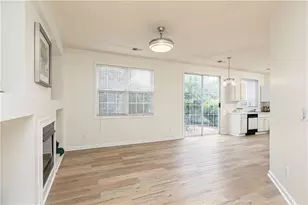 707 Bedford Ct, Woodstock, GA 30188 - Photo 7